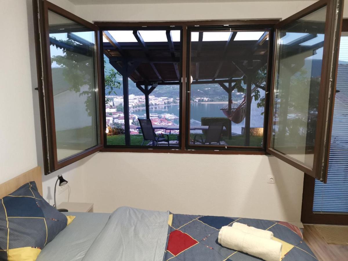 Snegar Apartments Ohrid Bagian luar foto