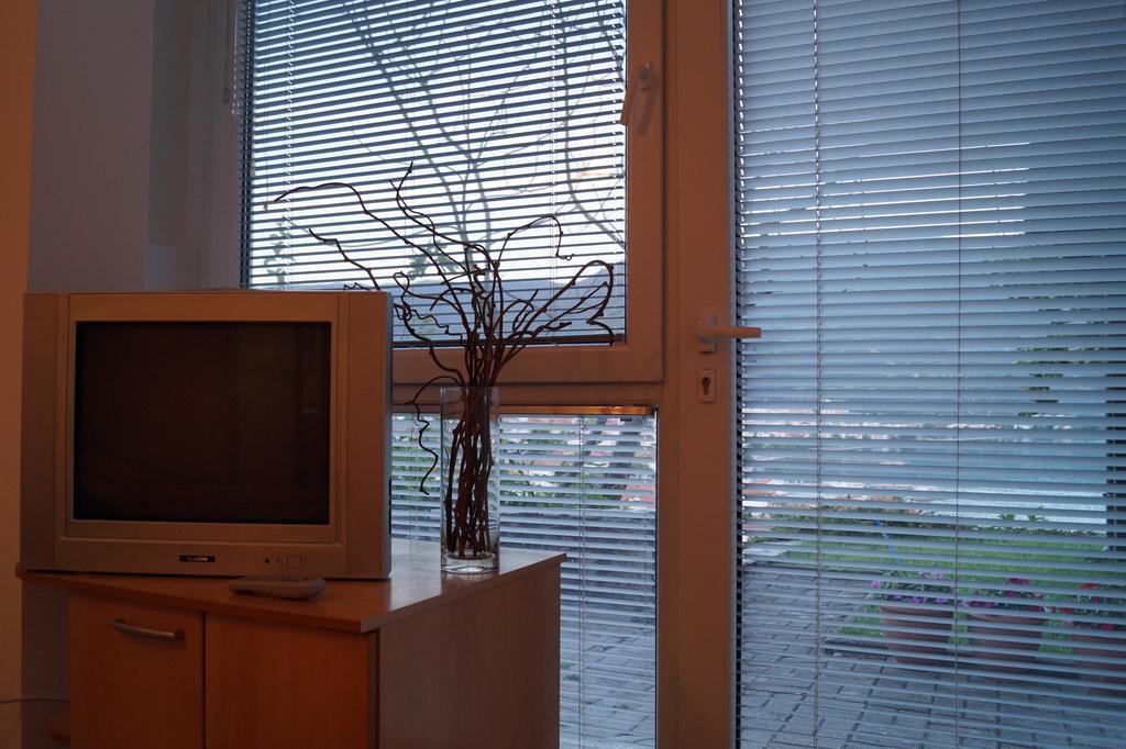 Snegar Apartments Ohrid Bagian luar foto