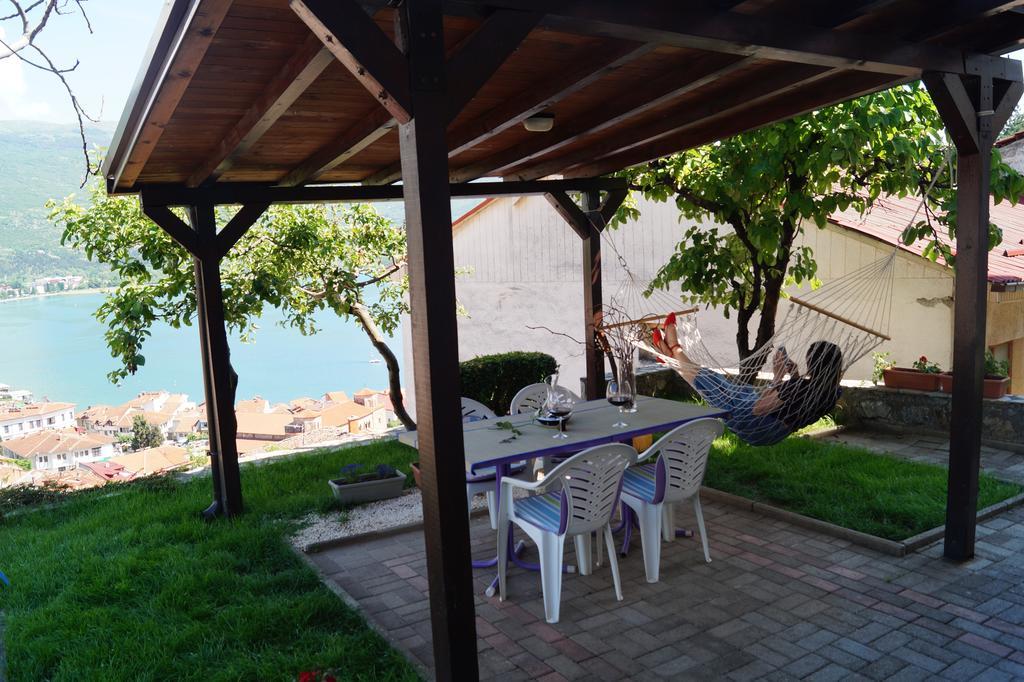 Snegar Apartments Ohrid Bagian luar foto